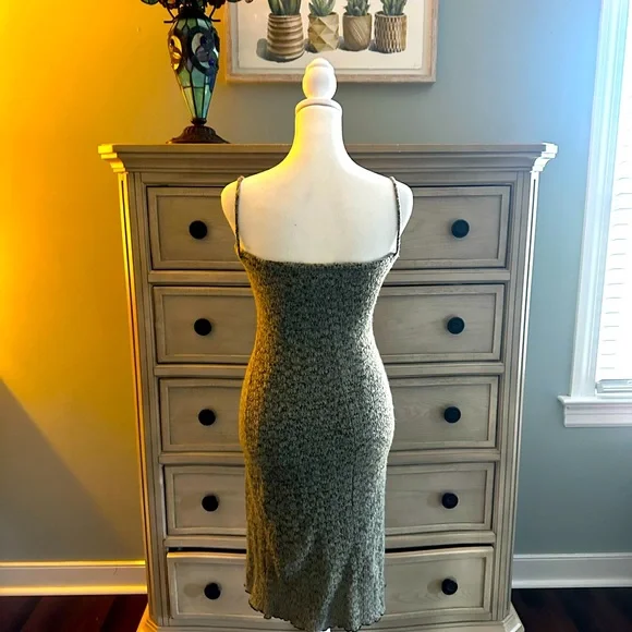 Anthropology, Excellent condition, versatile, classy sweater dresss - Picture 3 of 6